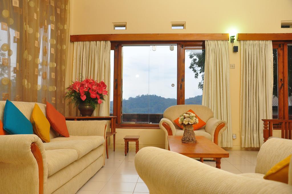 Knight'S Heaven Apartment Kandy Exterior photo