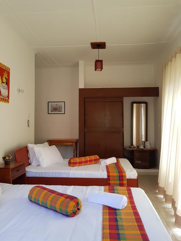 Knight'S Heaven Apartment Kandy Exterior photo